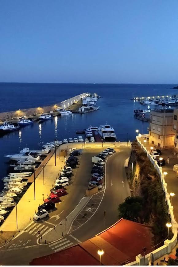 Vistas Al Mar Y Cerca De La Playa Apartment ลาเมตยาเดมาร์ ภายนอก รูปภาพ
